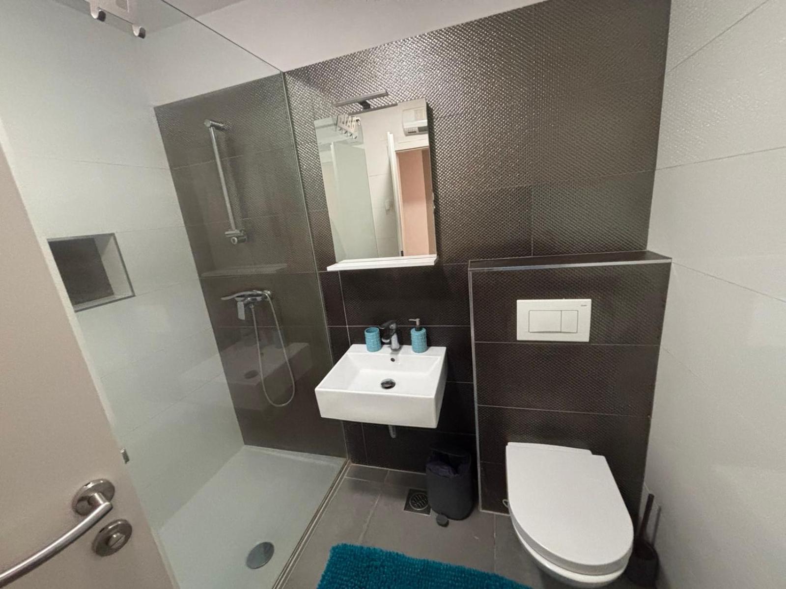 Luxury Kala 2