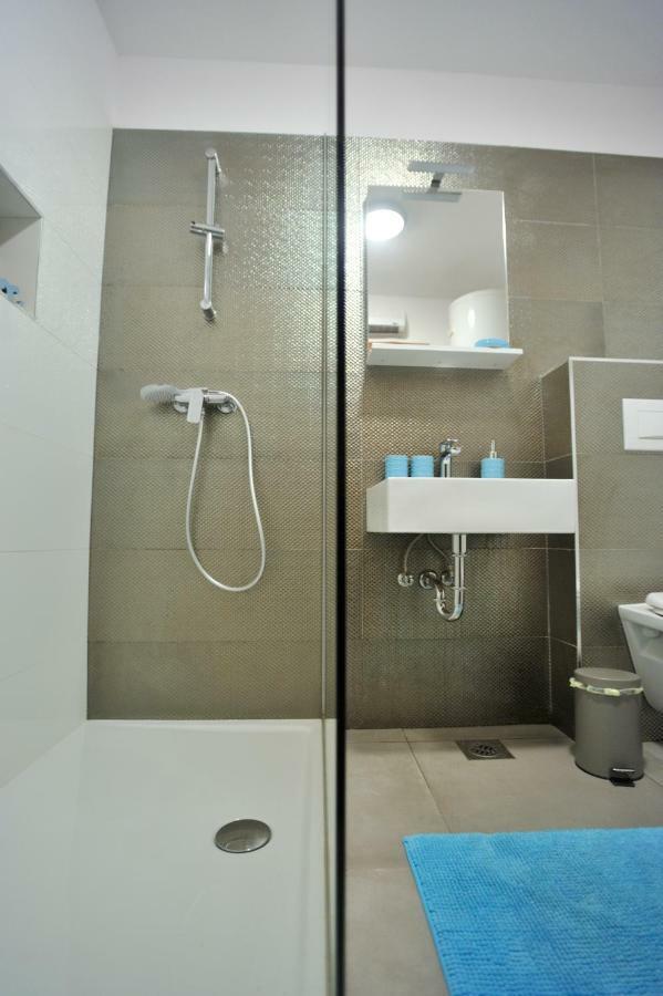 Luxury Kala 2 Apartment